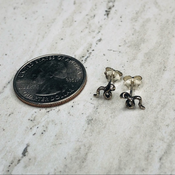 925 Sterling Silver Cobra Snake Earrings - Picture 15 of 16